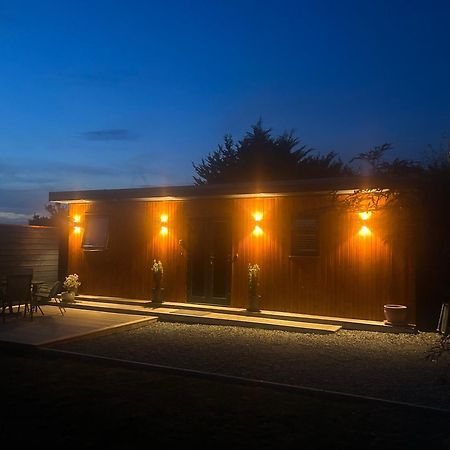 Me Old Abode Entire Garden Cabin Near The Sea Herne Bay Bagian luar foto